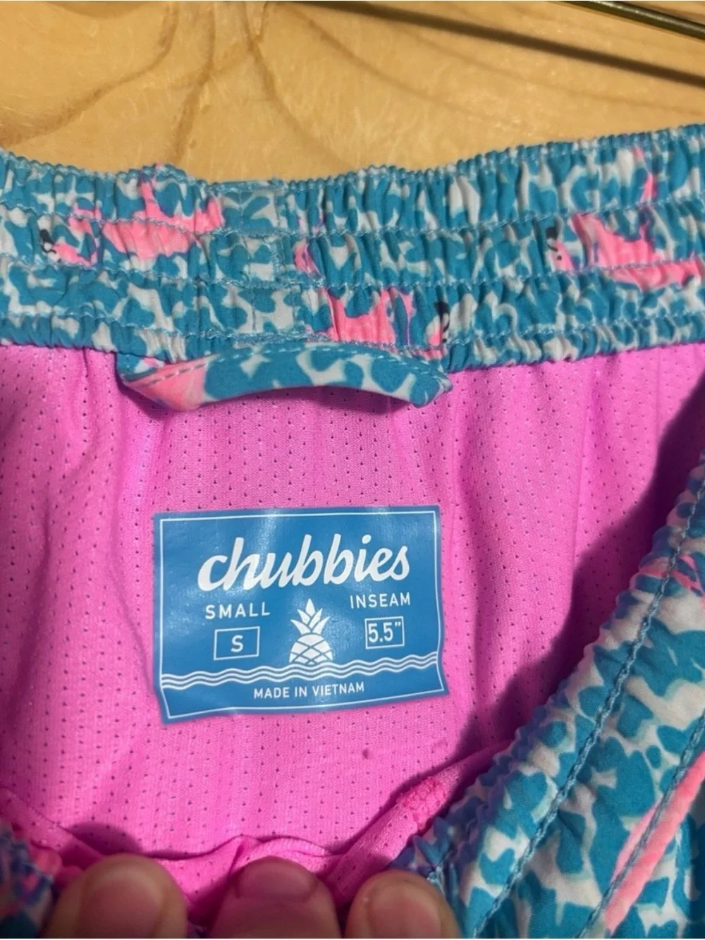 Chubbies Flamingo Swim Trunks Men’s Small 5.5” Inseam Pink Liner